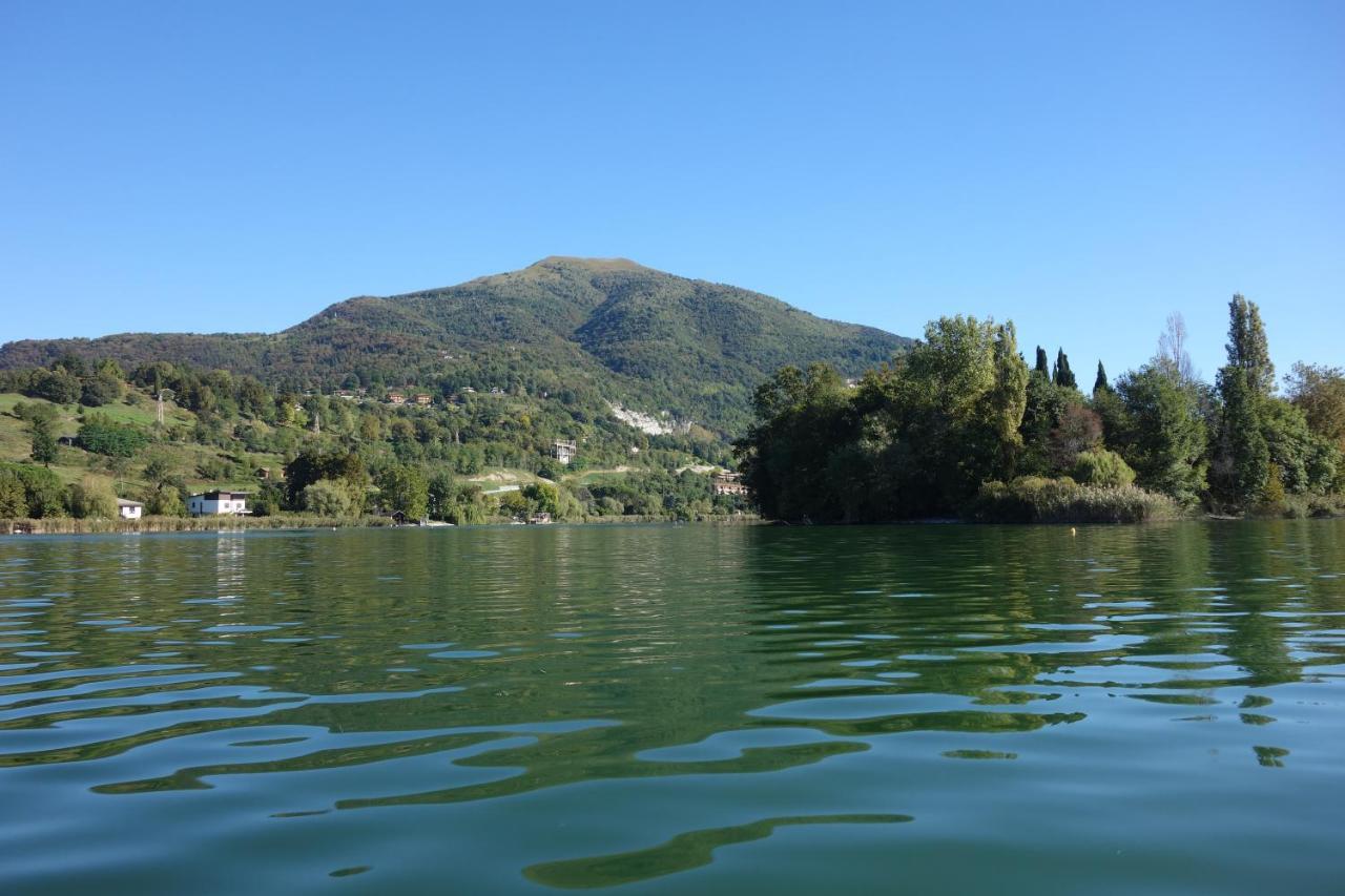 Camping Class Erba Esterno foto