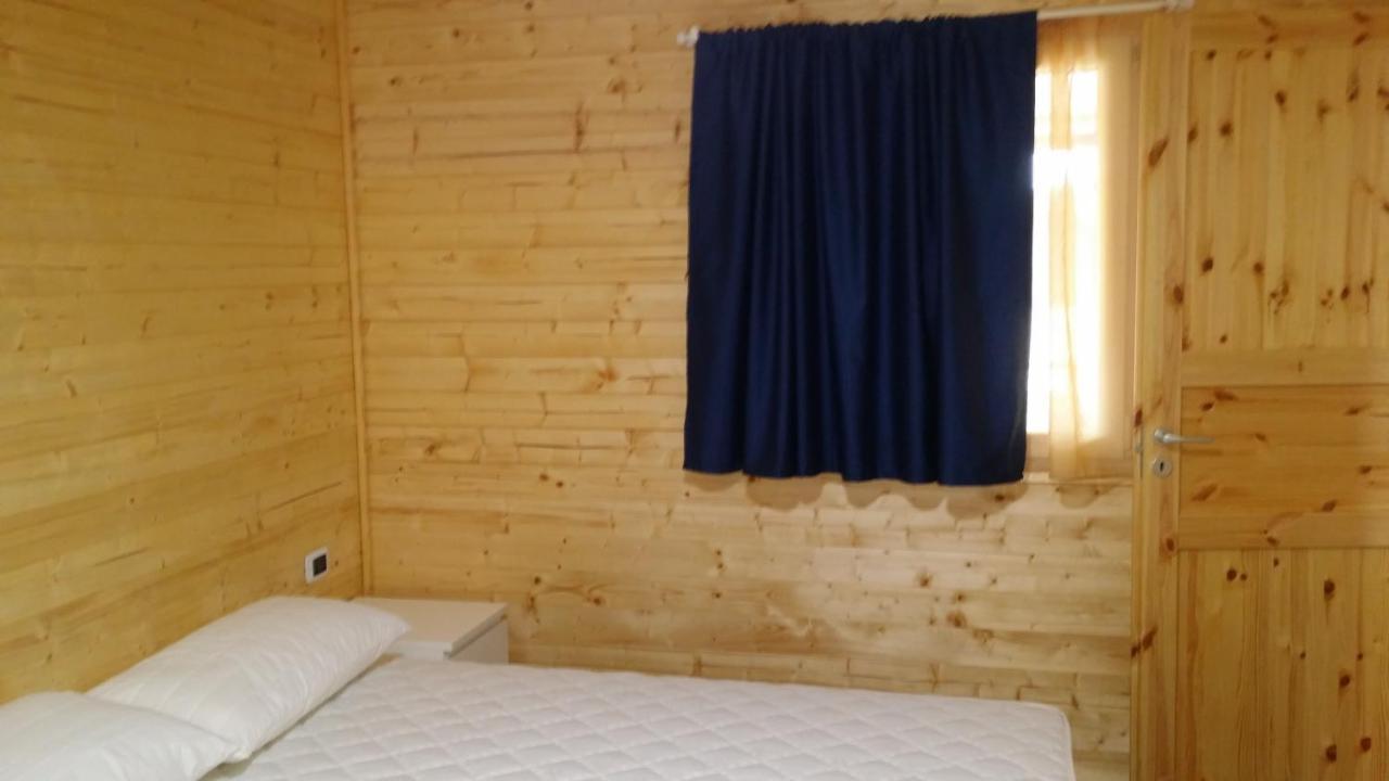 Camping Class Erba Esterno foto